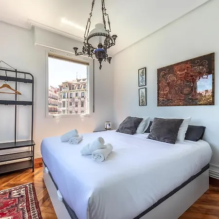 Con Vistas A La Ria * Бильбао