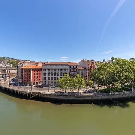 Con Vistas A La Ria Bilbao