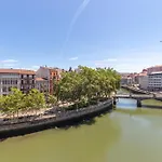 Con Vistas A La Ria Lägenhet Bilbao